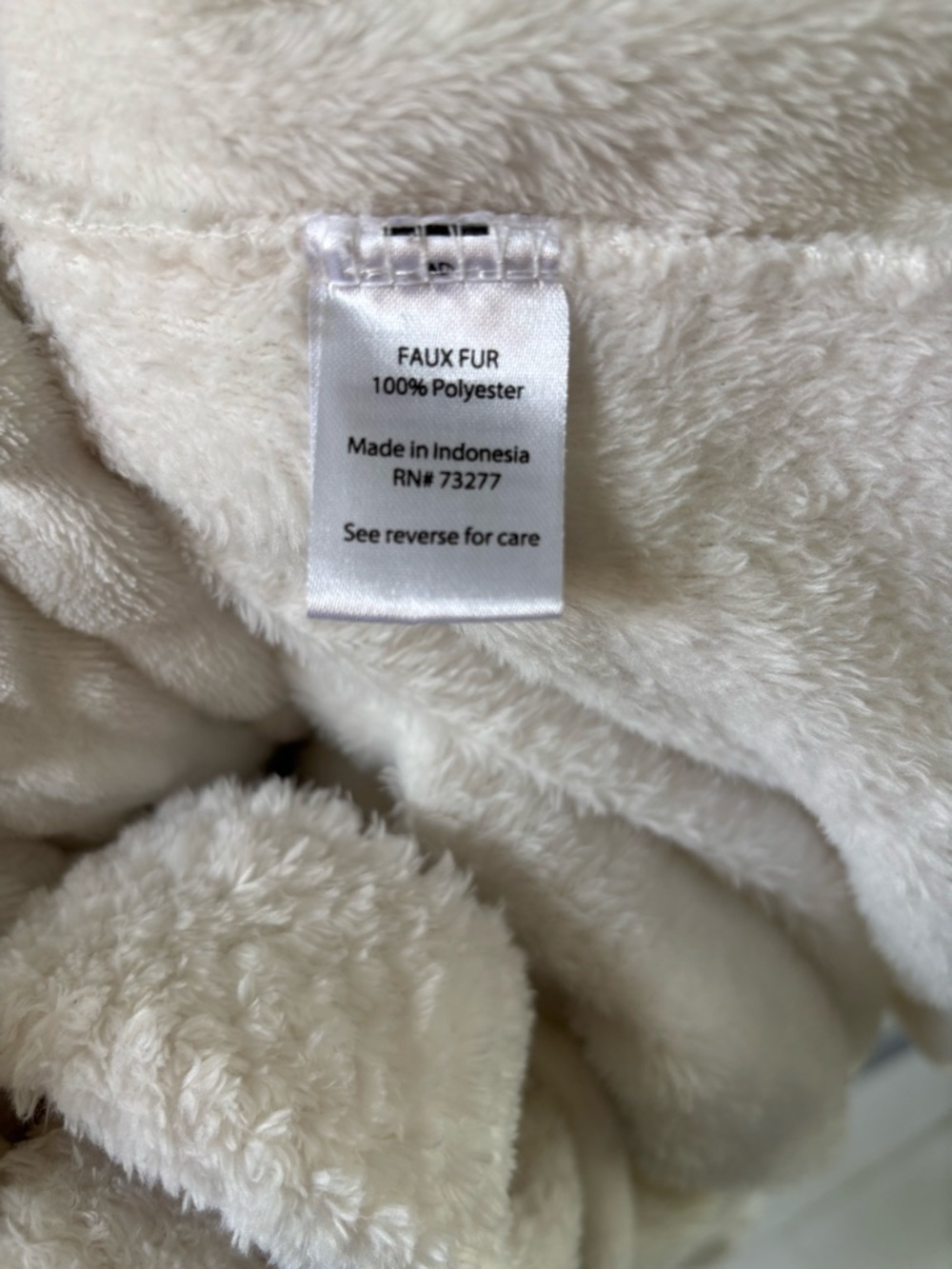 Sonoma Cream Quilted Plush Shawl Collar Bath Robe size Small - Picture 5 of 7